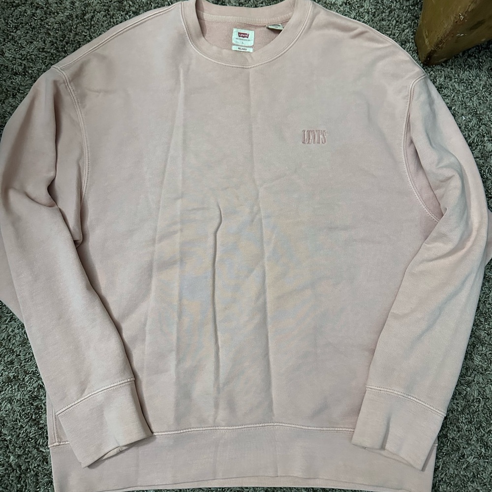 Pink Levi’s crewneck sweater